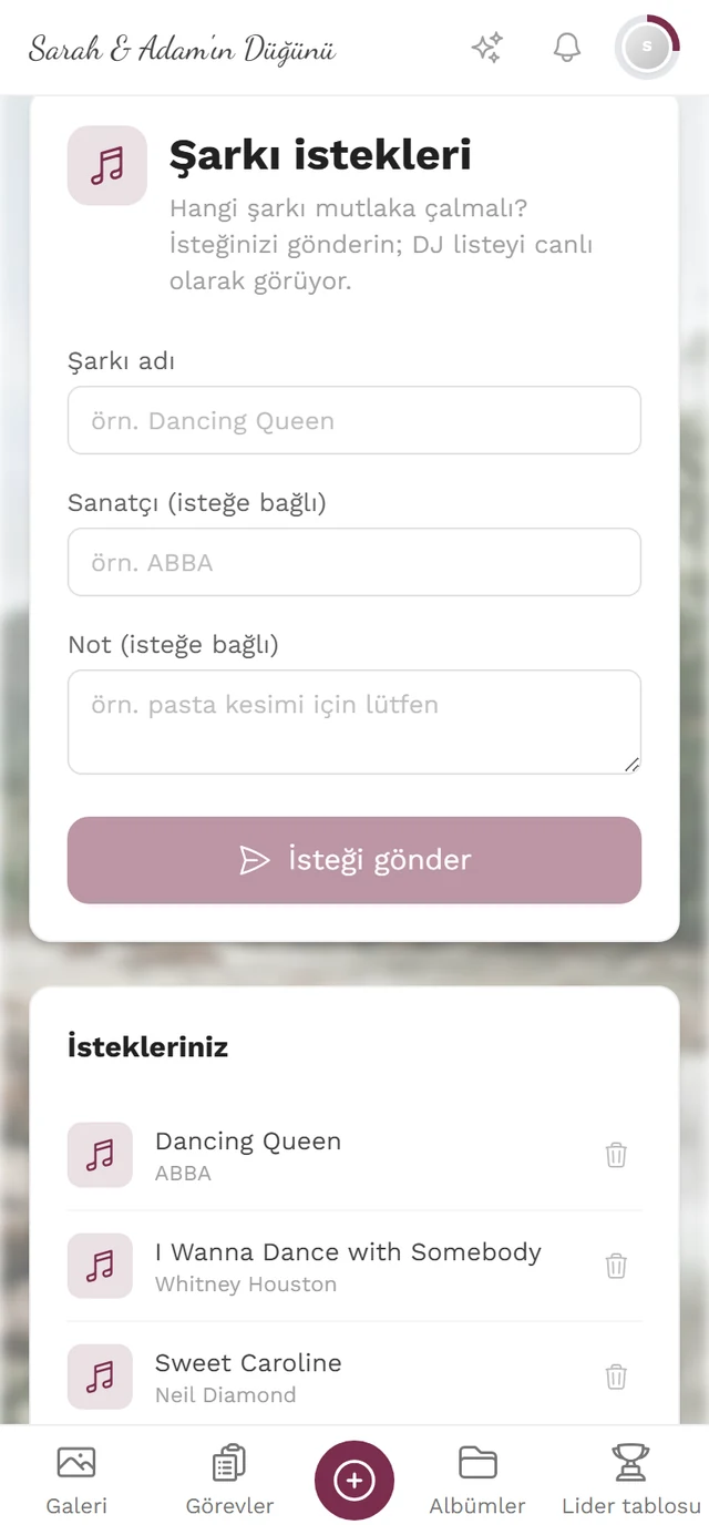 Şarkı adı, sanatçı ve not alanlarıyla şarkı isteği formu